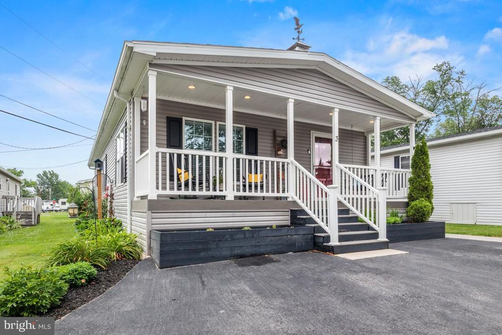 3 FIRST ST, Hatfield, PA 19440