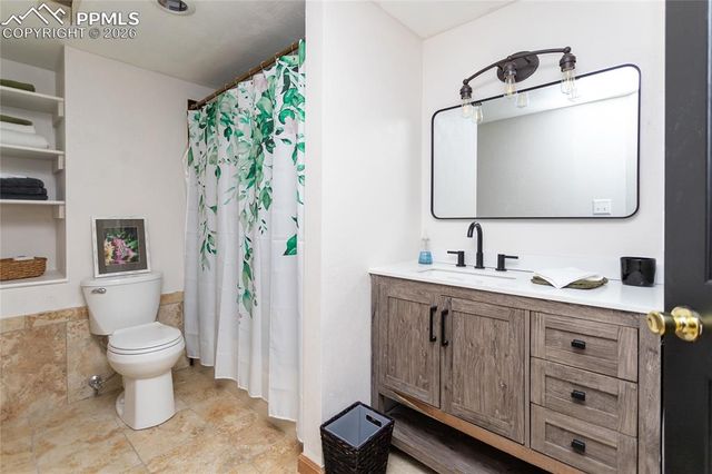 125 Sunbird Cliffs Lane, Colorado Springs, CO 80919