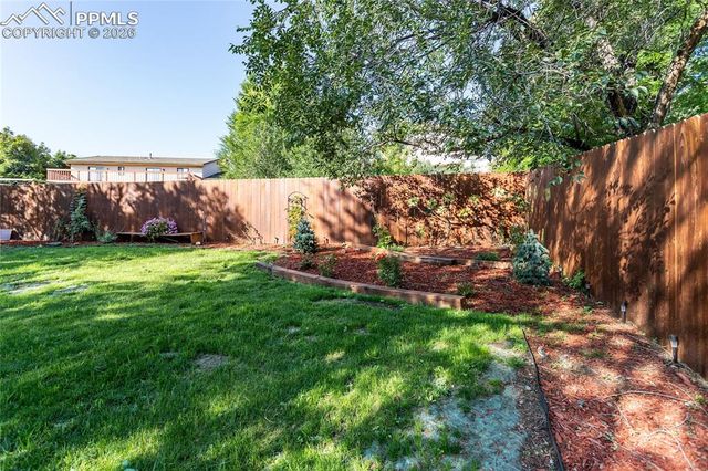 125 Sunbird Cliffs Lane, Colorado Springs, CO 80919