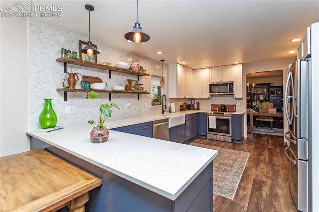 125 Sunbird Cliffs Lane, Colorado Springs, CO 80919