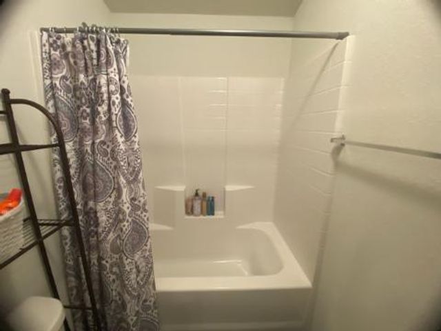 2575 S Willow Avenue # 164, Fresno, CA 93725