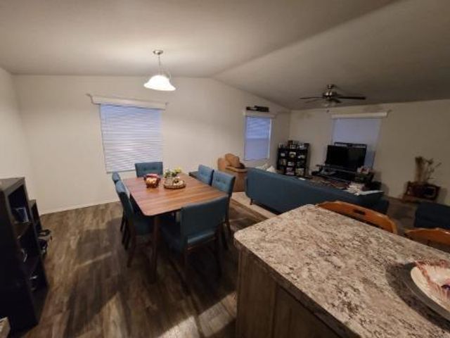 2575 S Willow Avenue # 164, Fresno, CA 93725