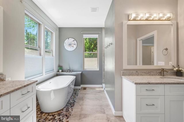 2203 PENNSYLVANIA BLVD, Alexandria, VA 22308