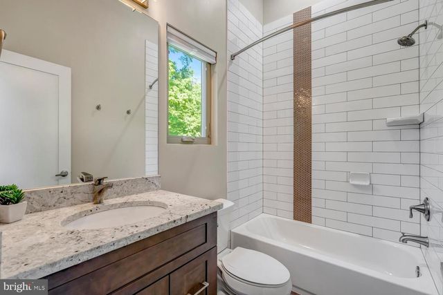 2203 PENNSYLVANIA BLVD, Alexandria, VA 22308