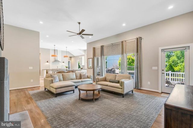 2203 PENNSYLVANIA BLVD, Alexandria, VA 22308