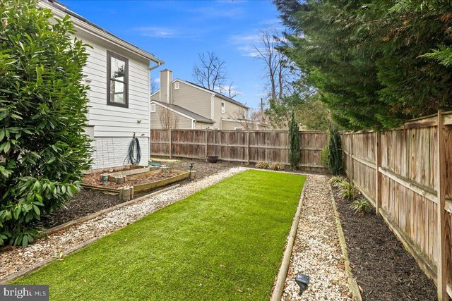 2203 PENNSYLVANIA BLVD, Alexandria, VA 22308