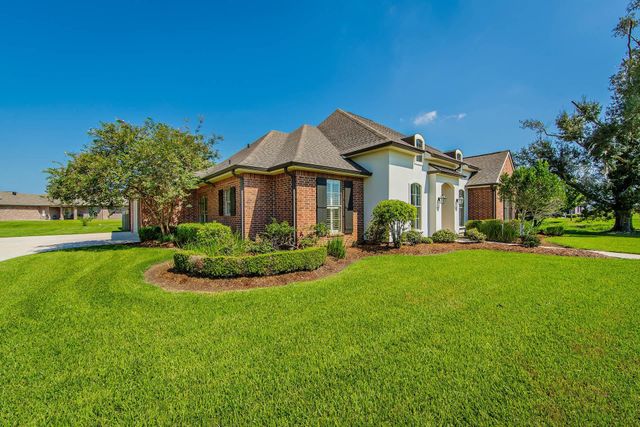167 Northlake Drive, Thibodaux, LA 70301