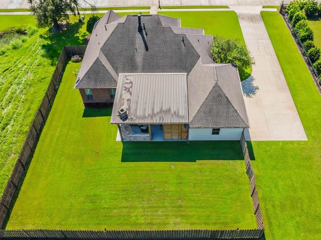 167 Northlake Drive, Thibodaux, LA 70301