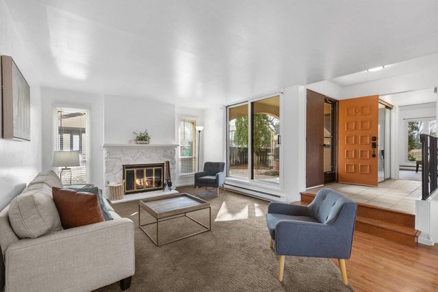 5266 S Somerset LANE, Greenfield, WI 53221