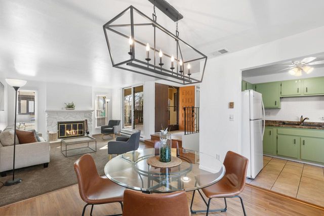 5266 S Somerset LANE, Greenfield, WI 53221