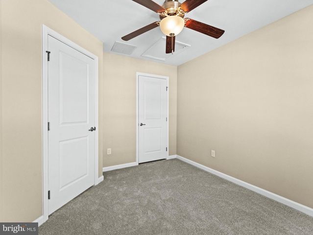 59 BENFORD LN, Beverly, NJ 08010