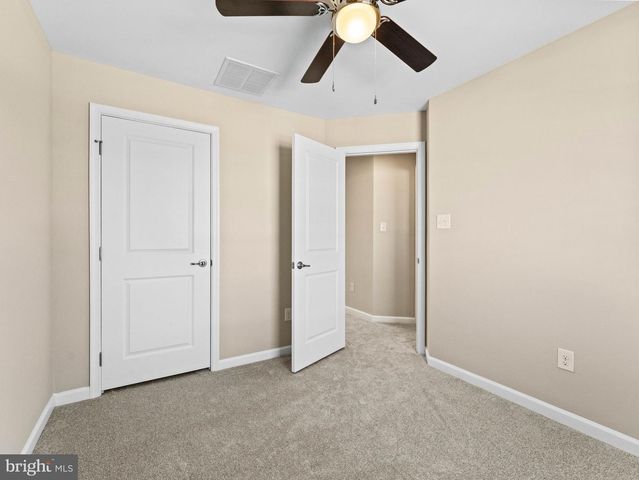 59 BENFORD LN, Beverly, NJ 08010