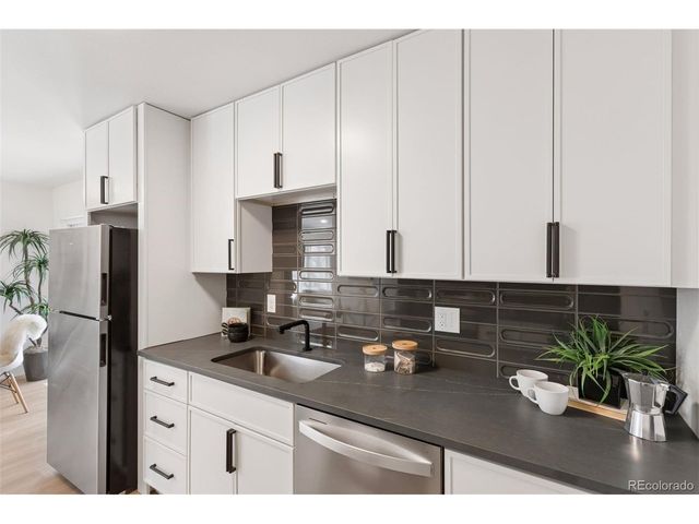 1414 W Lake Ave, Littleton, CO 80120