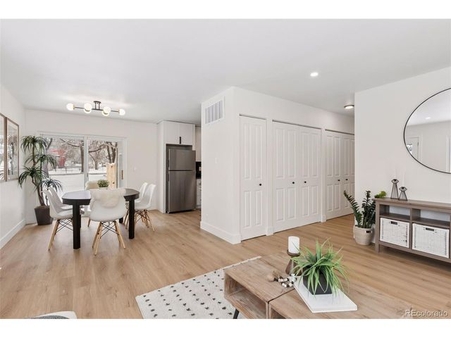 1414 W Lake Ave, Littleton, CO 80120