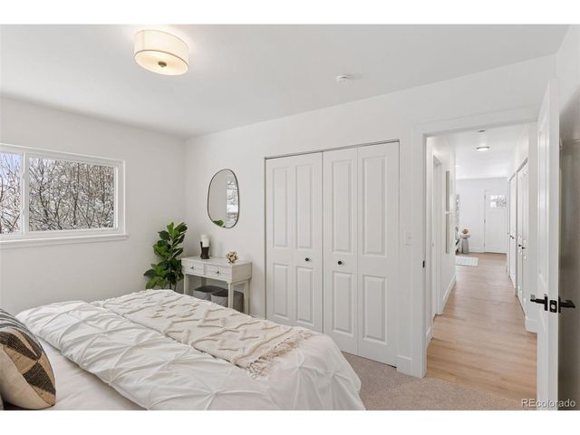 1414 W Lake Ave, Littleton, CO 80120