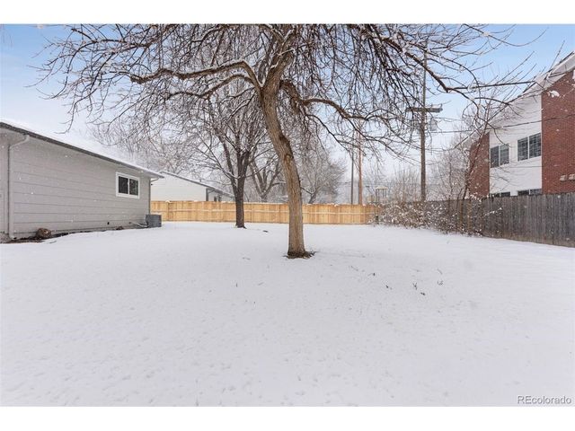 1414 W Lake Ave, Littleton, CO 80120