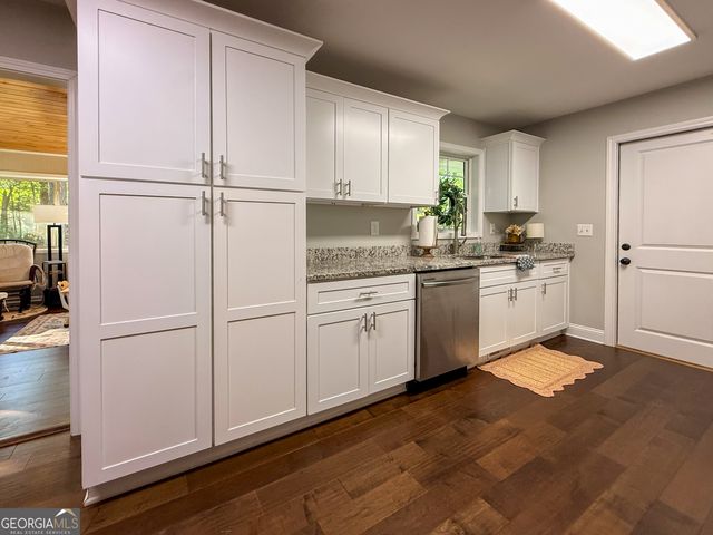 194 Semi Circle Drive, Demorest, GA 30535
