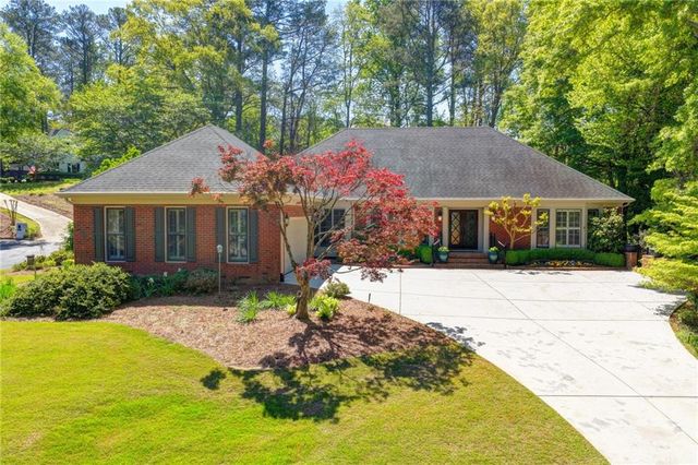 5405 Bannergate Drive, Johns Creek, GA 30022