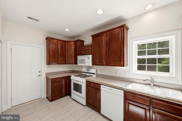 107 BAYBERRY CT, Stephens City, VA 22655