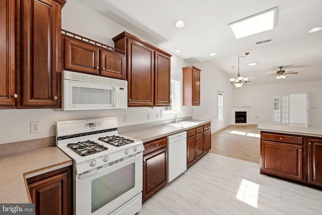 107 BAYBERRY CT, Stephens City, VA 22655