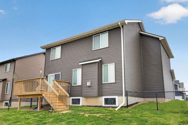 2920 Yordi Drive, Norwalk, IA 50211