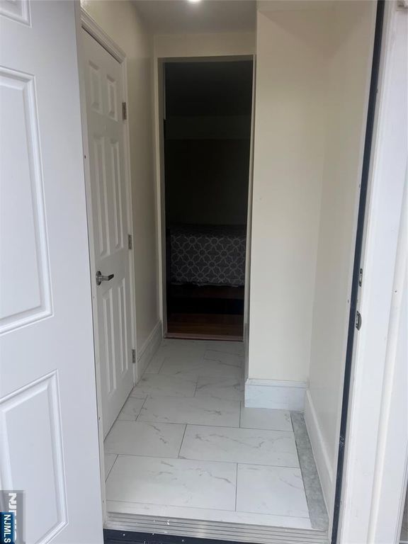 285 Highwood Avenue, Teaneck, NJ 07666