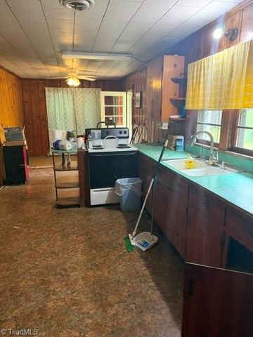 571 Garner Road, Denton, NC 27239