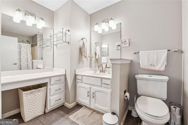 785 Greenhedge, Stone Mountain, GA 30088
