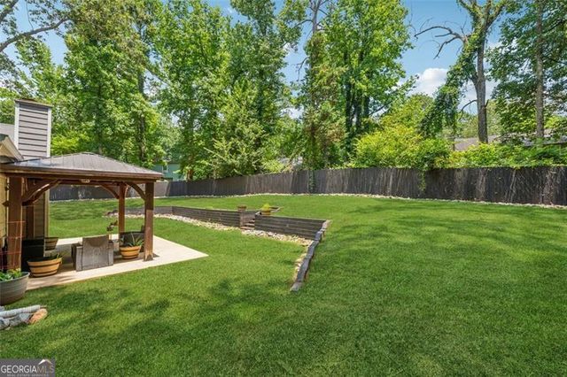 785 Greenhedge, Stone Mountain, GA 30088