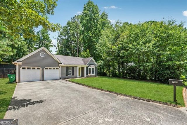 785 Greenhedge, Stone Mountain, GA 30088