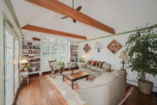 114 Reservoir Drive, Weare, NH 03281