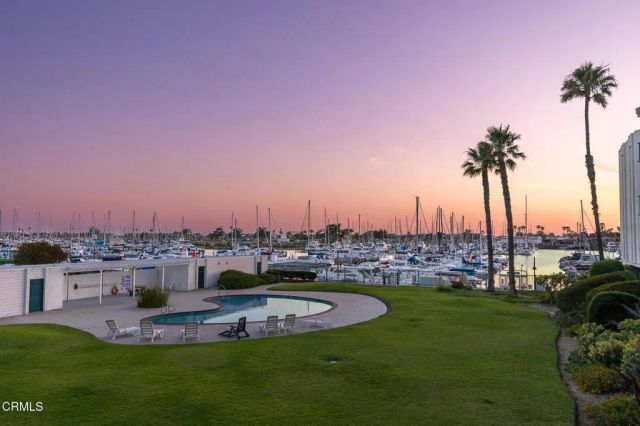 2901 Peninsula Road 132, Oxnard, CA 93035