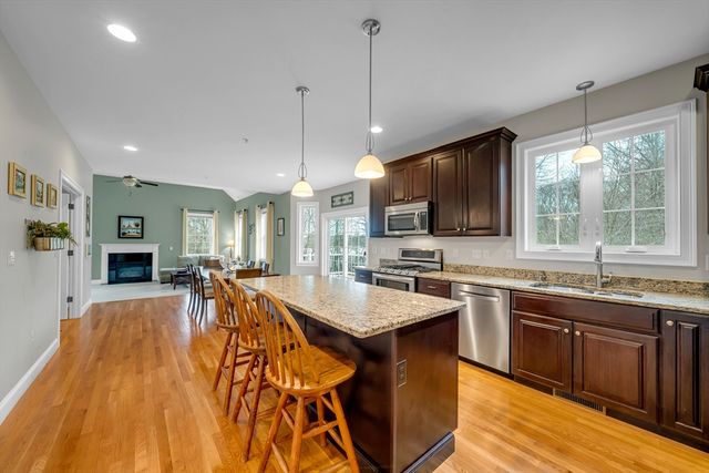 51 Stanton Way, North Andover, MA 01845