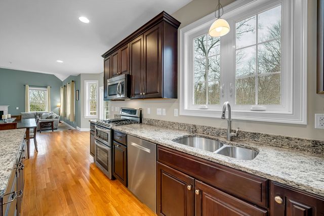 51 Stanton Way, North Andover, MA 01845