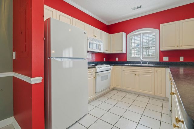 3979 Forsythia Ct Unit 201, Myrtle Beach, SC 29588