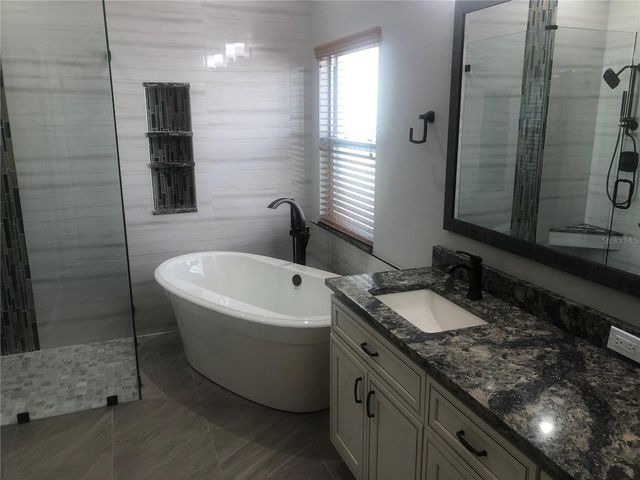 5120 HIGHBURY CIRCLE, Sarasota, FL 34238