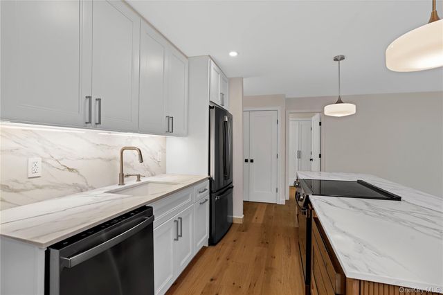 400 High Point Drive 206, Hartsdale, NY 10530