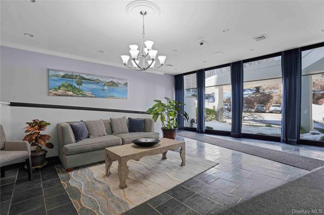 400 High Point Drive 206, Hartsdale, NY 10530