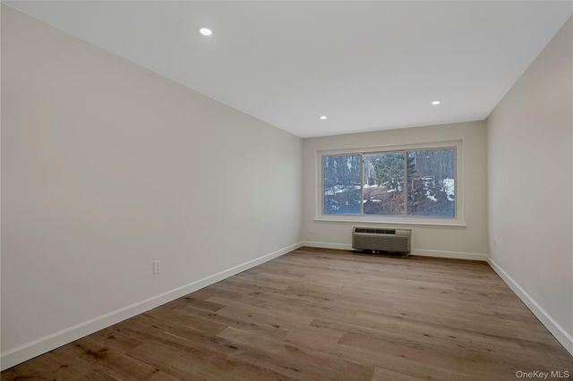 400 High Point Drive 206, Hartsdale, NY 10530