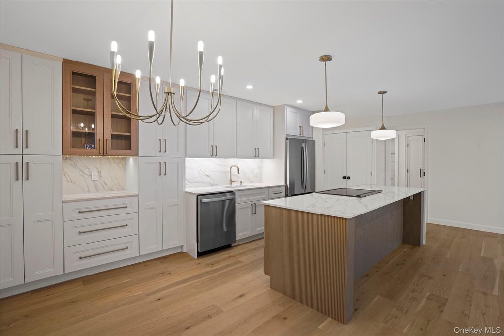 400 High Point Drive 206, Hartsdale, NY 10530