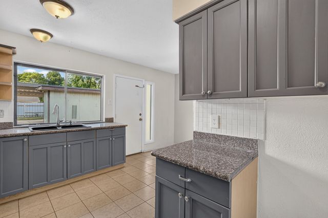 1817 Millwick Street, Garland, TX 75044