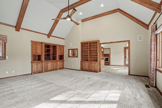 19000 E Knightsbridge Road, Owasso, OK 74055