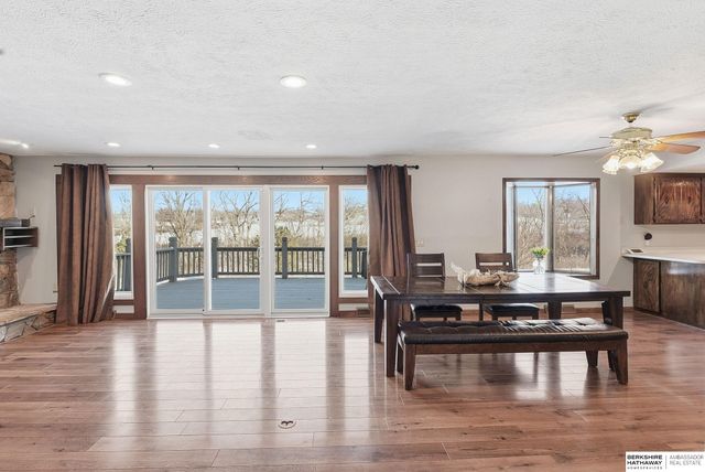 11206 Sahler Street, Omaha, NE 68164