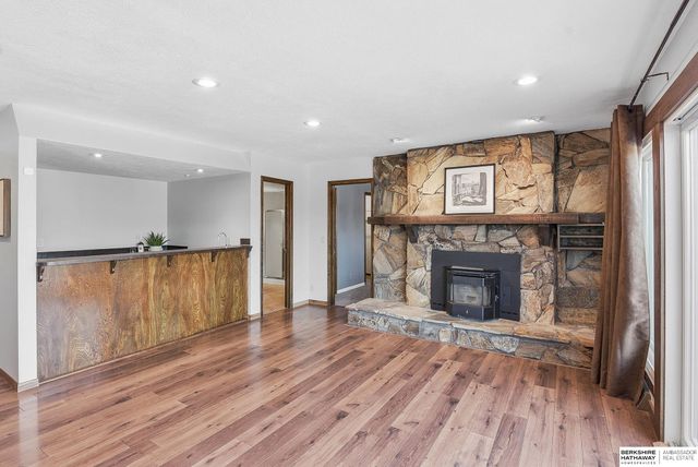 11206 Sahler Street, Omaha, NE 68164