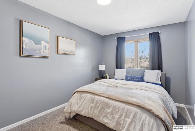 11206 Sahler Street, Omaha, NE 68164