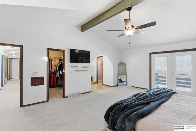 11206 Sahler Street, Omaha, NE 68164