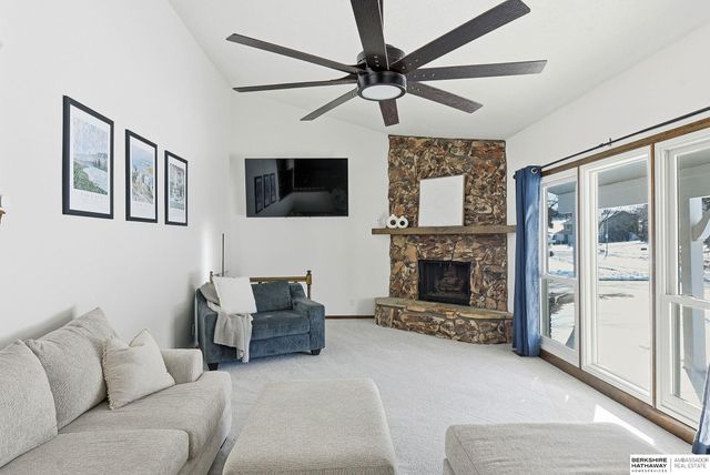 11206 Sahler Street, Omaha, NE 68164