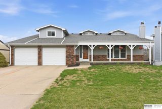 11206 Sahler Street, Omaha, NE 68164