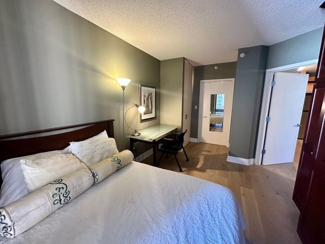 222 N COLUMBUS Drive 1407, Chicago, IL 60601