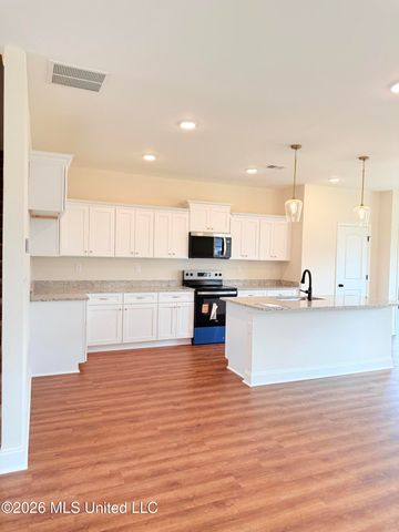 6057 E River Birch Road, Walls, MS 38680